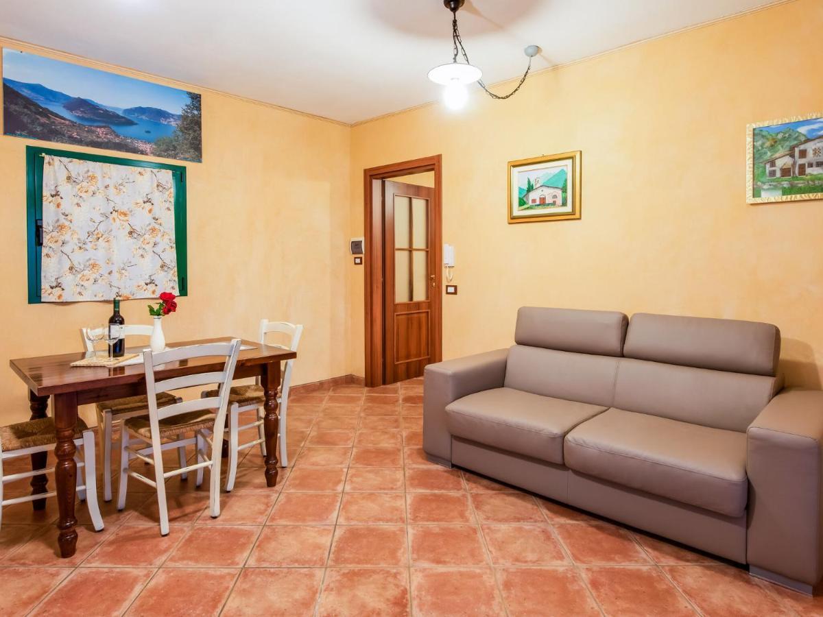 Willa Beautiful Chalet With Swimming Pool In Lombardy Marone Zewnętrze zdjęcie